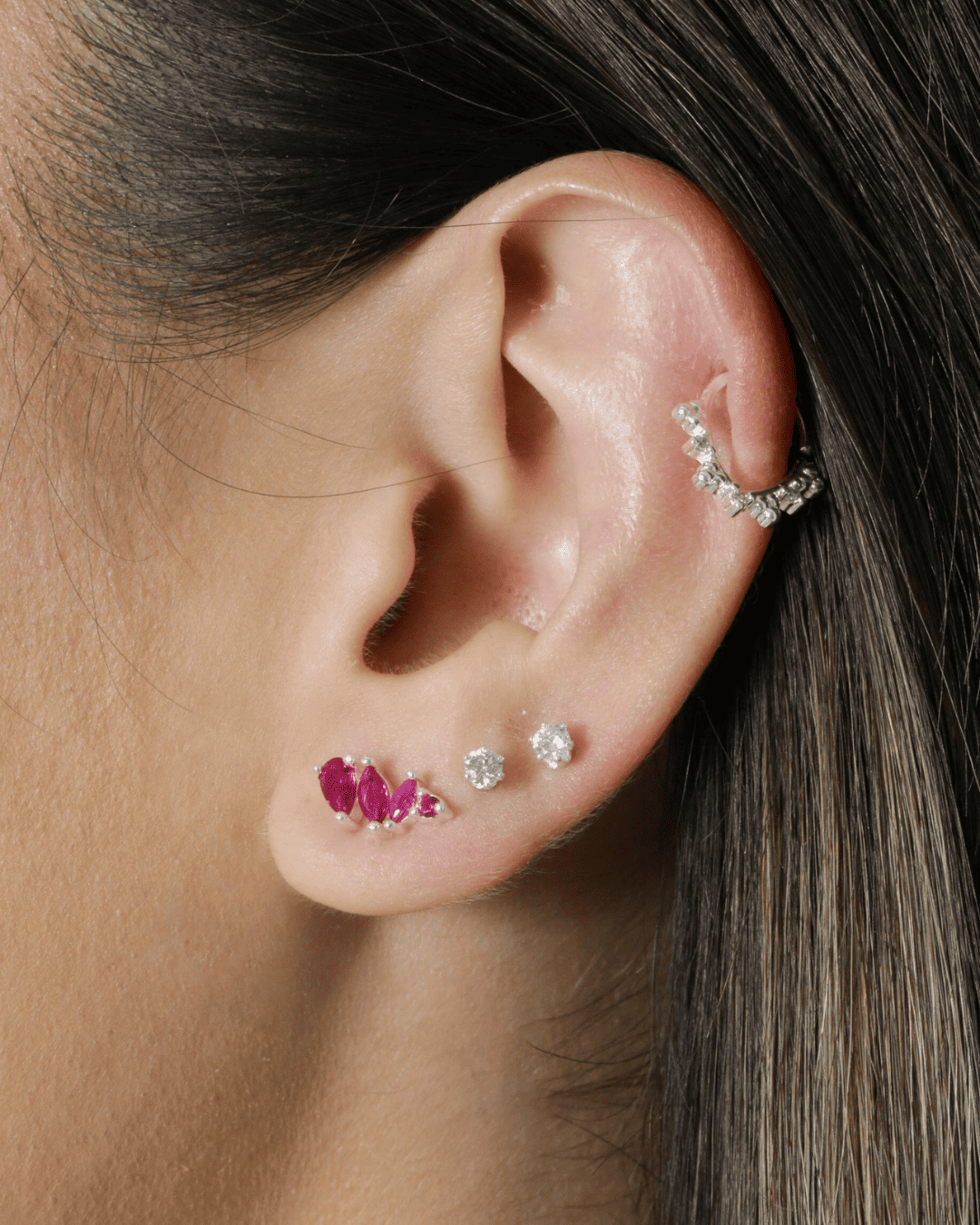 Brincos com zircônias pink